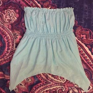 SOLD! Flowy strapless top